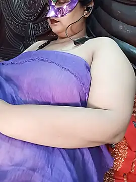 Snapshot of Tanisha-Chy chatting on July 1, 6:41 pm Tanisha-Chy online show from July 1, 6:41 pm