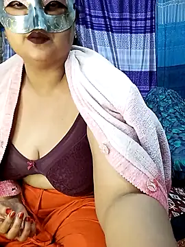 Tanisha-Chy online show from February 17, 5:32 pm