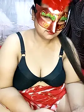 Tanisha-Chy online show from November 5, 6:22 pm