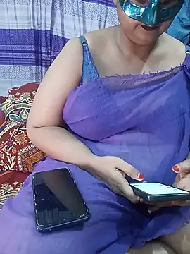 Snapshot of Tanisha-Chy chatting on June 12, 6:16 pm Tanisha-Chy online show from June 12, 6:16 pm