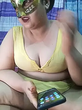 Tanisha-Chy online show from May 23, 6:18 pm