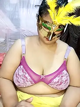 Tanisha-Chy online show from October 15, 5:10 pm