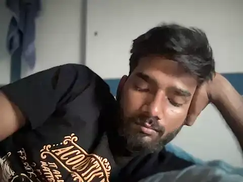 Snapshot of desi_indicoc chatting on November 9, 1:31 am desi indicoc online show from November 9, 1:31 am