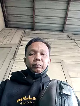 Arya85 online show from September 24, 12:07 am