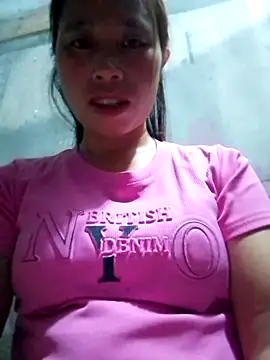 Snapshot of laveder-00 chatting on September 10, 6:51 pm laveder-00 online show from September 10, 6:51 pm