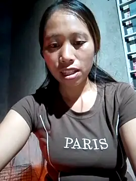 Snapshot of laveder-00 chatting on September 21, 10:37 pm laveder-00 online show from September 21, 10:37 pm