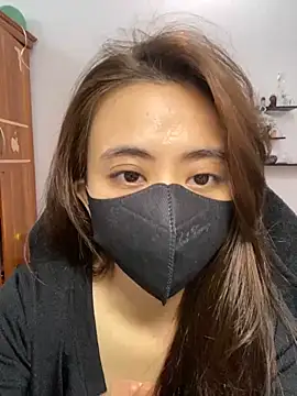 Mochi21 online show from December 16, 3:00 am