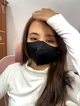 Mochi21 online show from December 15, 3:45 am