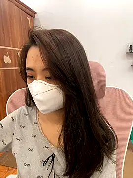 Mochi21 online show from November 15, 3:10 am