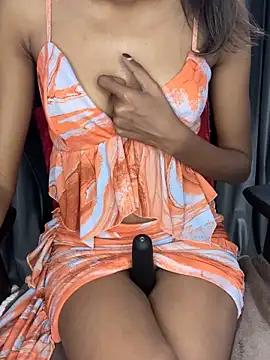 Snapshot of _Sanam_ chatting on November 27, 2:23 am Sanam online show from November 27, 2:23 am