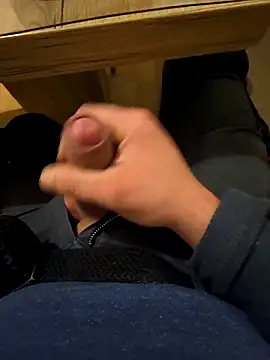 DarkNova9 online show from February 14, 1:28 am