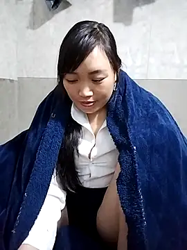 susu-00 online show from November 18, 12:30 pm