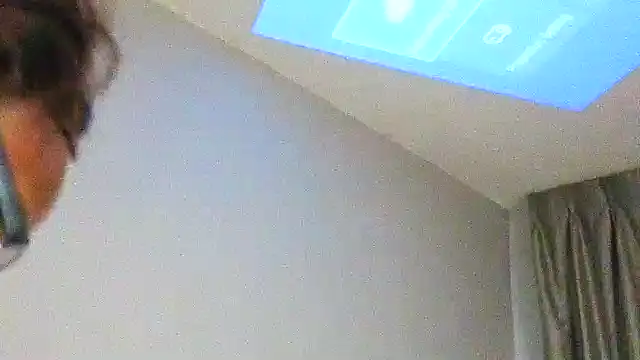 Snapshot of CinnaCakesss chatting on October 12, 12:12 am CinnaCakesss online show from October 12, 12:12 am