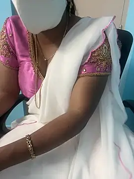 Snapshot of monal_95 chatting on February 1, 8:01 am monal 95 online show from February 1, 8:01 am