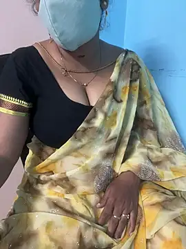 Snapshot of monal_95 chatting on February 19, 2:47 pm monal 95 online show from February 19, 2:47 pm