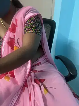 Snapshot of monal_95 chatting on February 4, 2:45 pm monal 95 online show from February 4, 2:45 pm