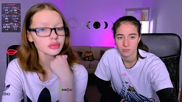 khloebeauty online show from November 11, 8:14 pm