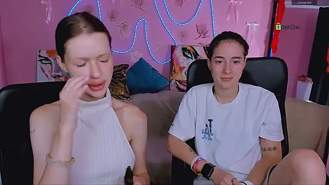 Snapshot of khloebeauty chatting on July 1, 5:41 am khloebeauty online show from July 1, 5:41 am
