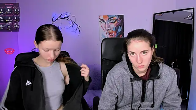 khloebeauty online show from November 9, 8:13 pm