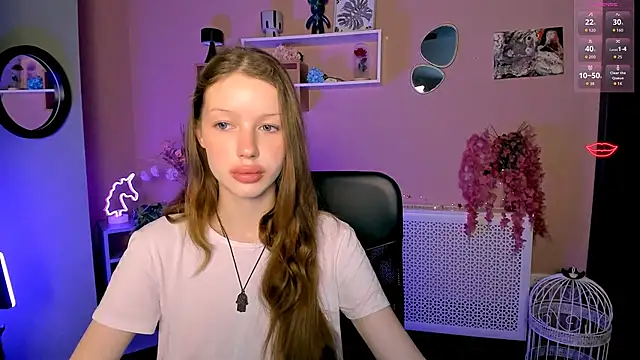 khloebeauty online show from May 8, 5:44 am