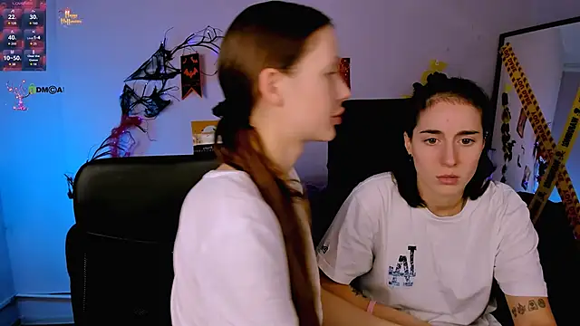 khloebeauty online show from November 5, 8:12 pm