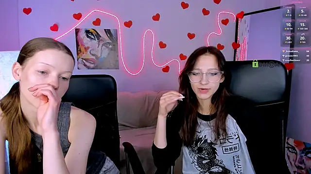 khloebeauty online show from February 20, 8:22 pm