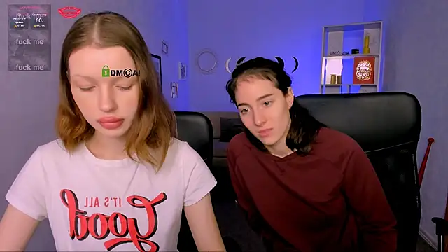 khloebeauty online show from December 17, 8:25 pm