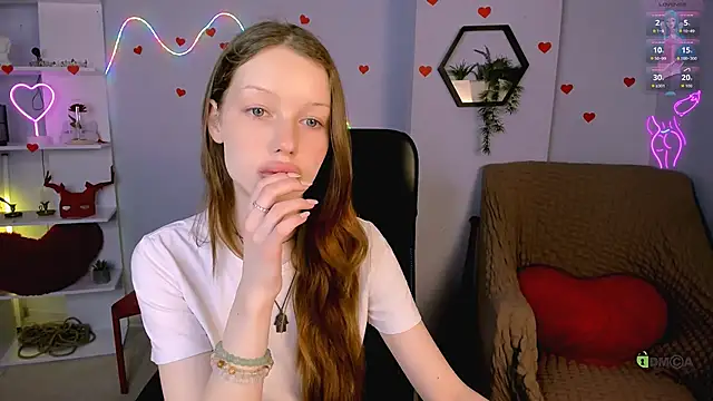 khloebeauty online show from May 7, 5:44 am