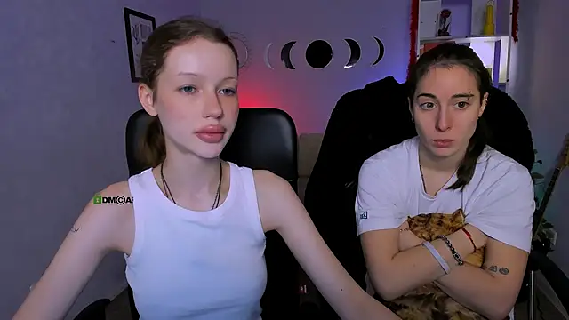 khloebeauty online show from April 11, 7:06 pm