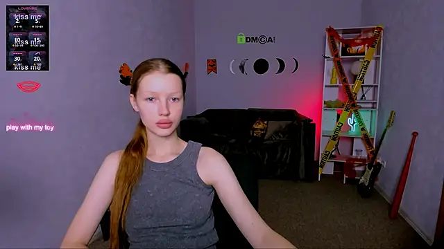 khloebeauty online show from October 26, 8:20 pm