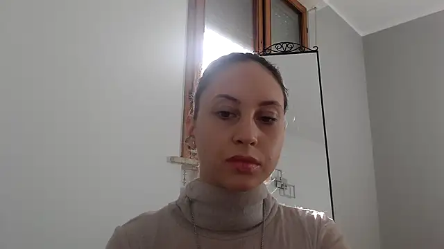 Snapshot of L_Sofia chatting on September 30, 2:45 pm L Sofia online show from September 30, 2:45 pm