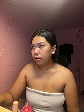 Snapshot of aniya_04 chatting on October 16, 10:40 pm aniya 04 online show from October 16, 10:40 pm