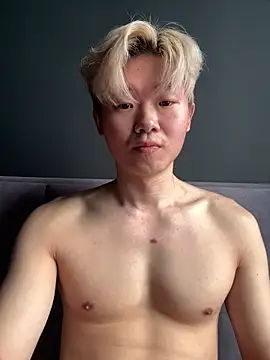 zachlee 69 online show from March 29, 8:05 am