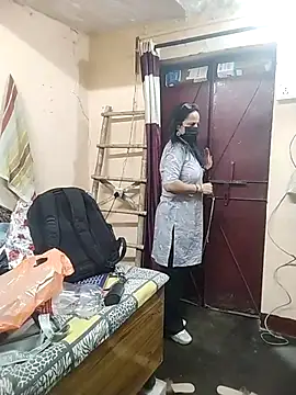 Snapshot of meenu_bhabhi547 chatting on November 12, 4:38 am meenu bhabhi547 online show from November 12, 4:38 am