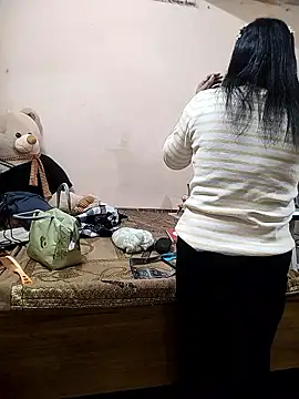 meenu bhabhi547 online show from January 7, 5:01 am