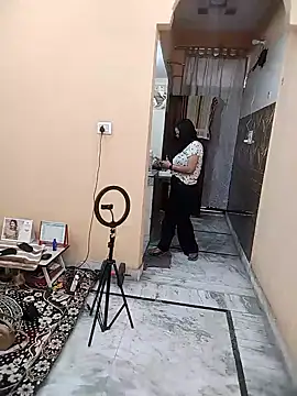 meenu bhabhi547 online show from February 28, 4:34 am