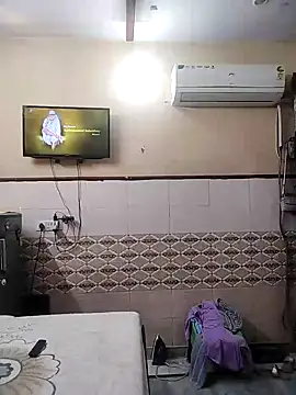 Snapshot of meenu_bhabhi547 chatting on October 30, 1:48 am meenu bhabhi547 online show from October 30, 1:48 am