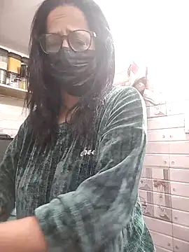 meenu bhabhi547 online show from December 19, 3:10 am