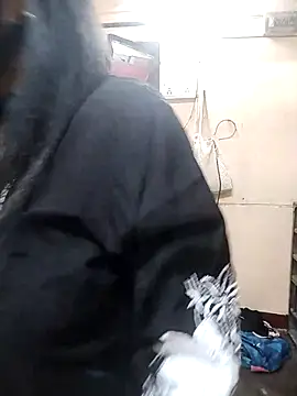 Snapshot of meenu_bhabhi547 chatting on October 31, 4:31 am meenu bhabhi547 online show from October 31, 4:31 am