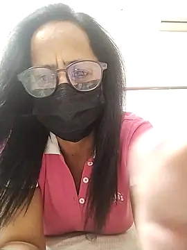 Snapshot of meenu_bhabhi547 chatting on November 14, 5:05 pm meenu bhabhi547 online show from November 14, 5:05 pm