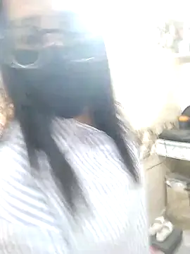 meenu bhabhi547 online show from April 12, 4:27 am