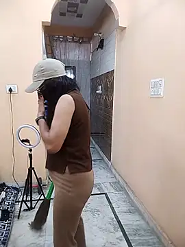 meenu bhabhi547 online show from March 21, 4:57 am