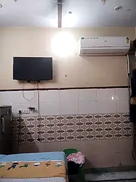 meenu bhabhi547 online show from April 8, 1:51 am