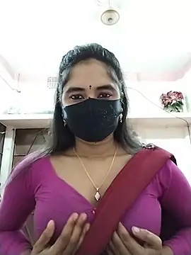 Snapshot of Puja-Rane chatting on June 6, 3:56 am Puja-Rane online show from June 6, 3:56 am