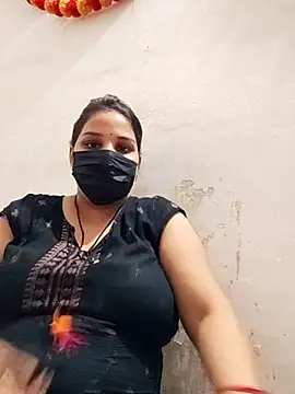 Snapshot of Sexybhabhi6 chatting on October 3, 9:33 am Sexybhabhi6 online show from October 3, 9:33 am