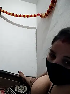 Snapshot of Sexybhabhi6 chatting on October 22, 6:57 am Sexybhabhi6 online show from October 22, 6:57 am