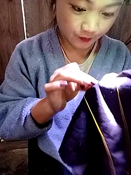 lusy-000 online show from November 1, 3:35 am