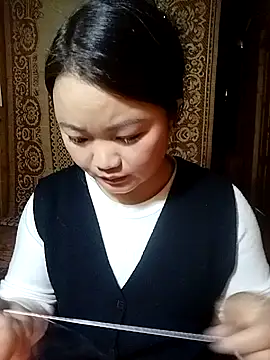 lusy-000 online show from December 4, 1:59 am