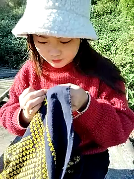 lusy-000 online show from November 26, 2:00 am