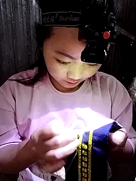 lusy-000 online show from October 27, 7:42 am